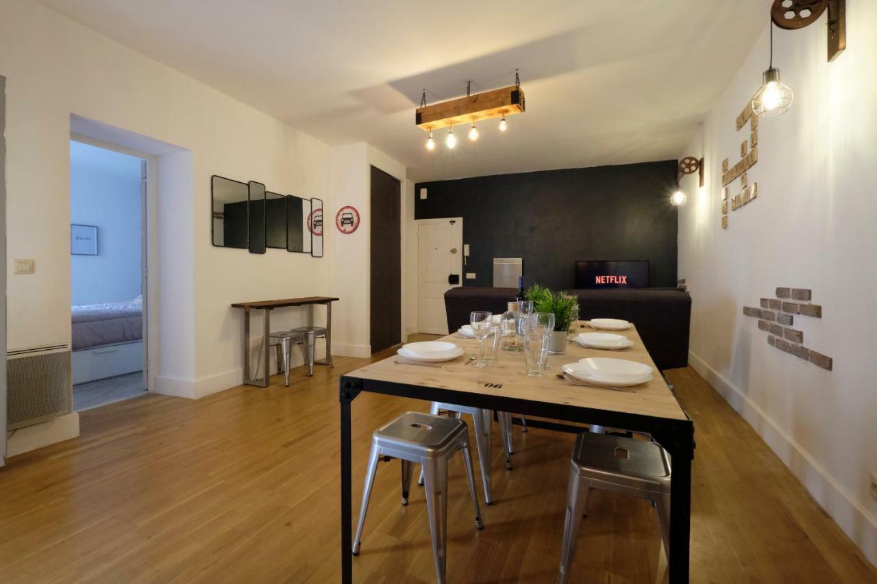 Melina - Appartement Dans Les Remparts De La Bastide Avec Parking Et Terrasse Carcassonne Luaran gambar