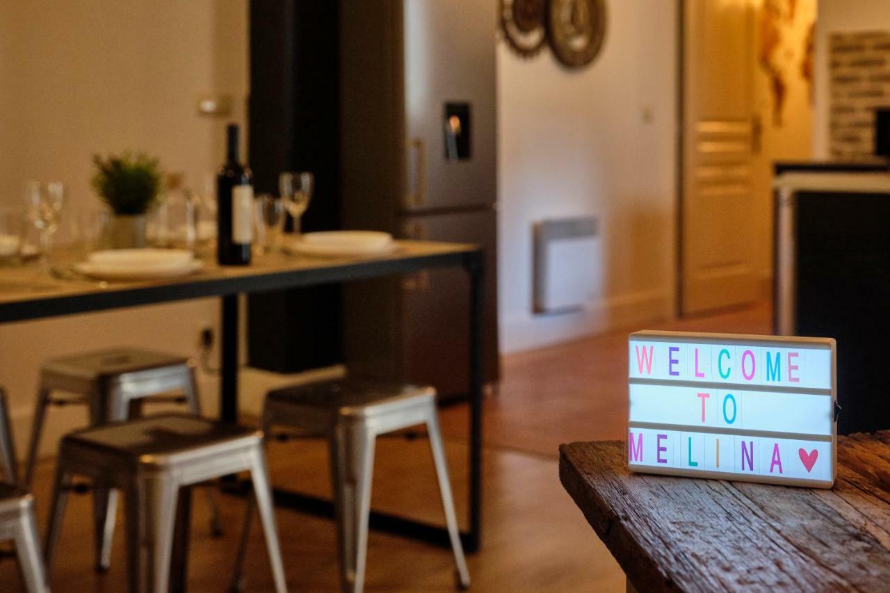 Melina - Appartement Dans Les Remparts De La Bastide Avec Parking Et Terrasse Carcassonne Luaran gambar